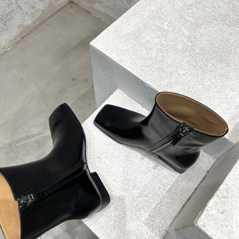 b0tt*ga Ven*ta boots